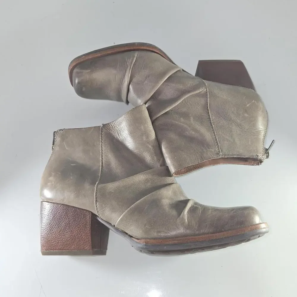 0386 Kork-Ease Kissel Ankle Boots Women's‎ Leather Bootie Shoes Size 6M